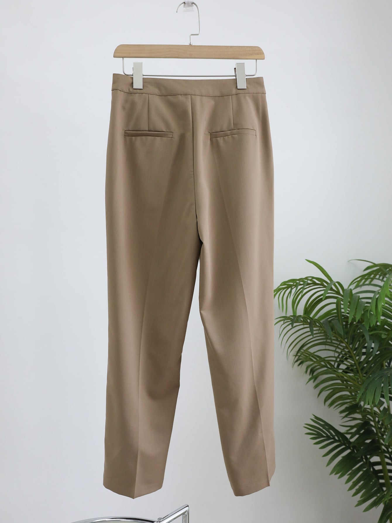 Zipper Fly Plicated Detail Cropped Pants