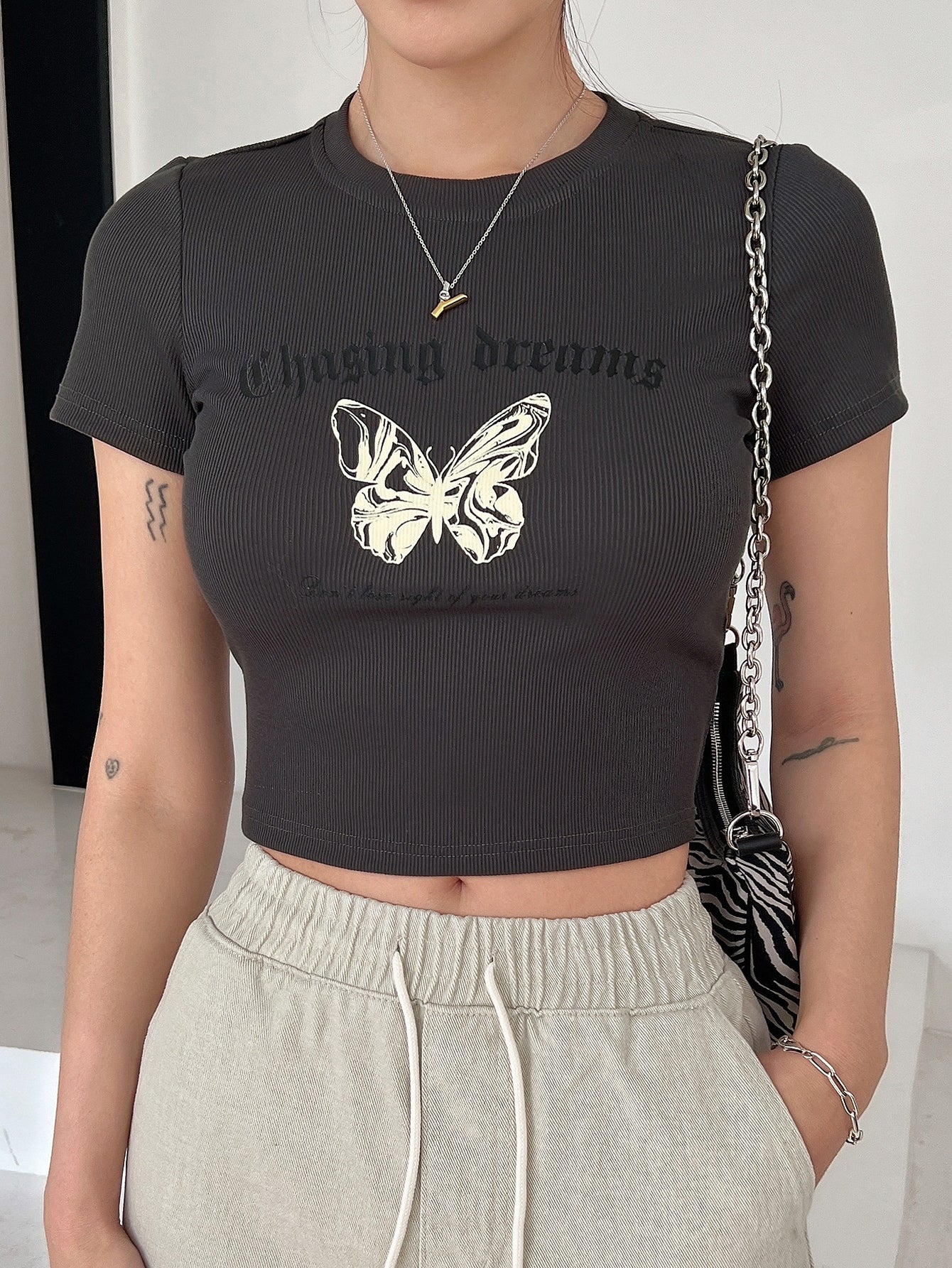Butterfly & Letter Graphic Crop Tee
