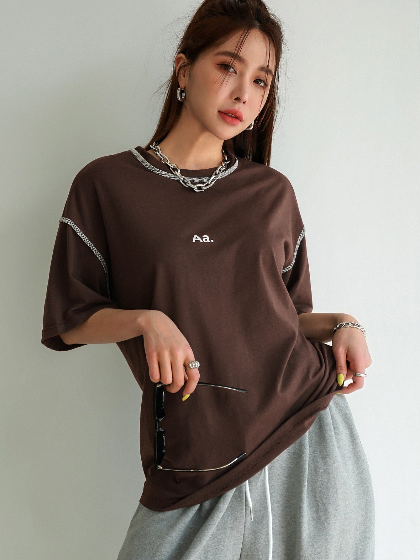 Letter Graphic Drop Shoulder Top-stitching Tee