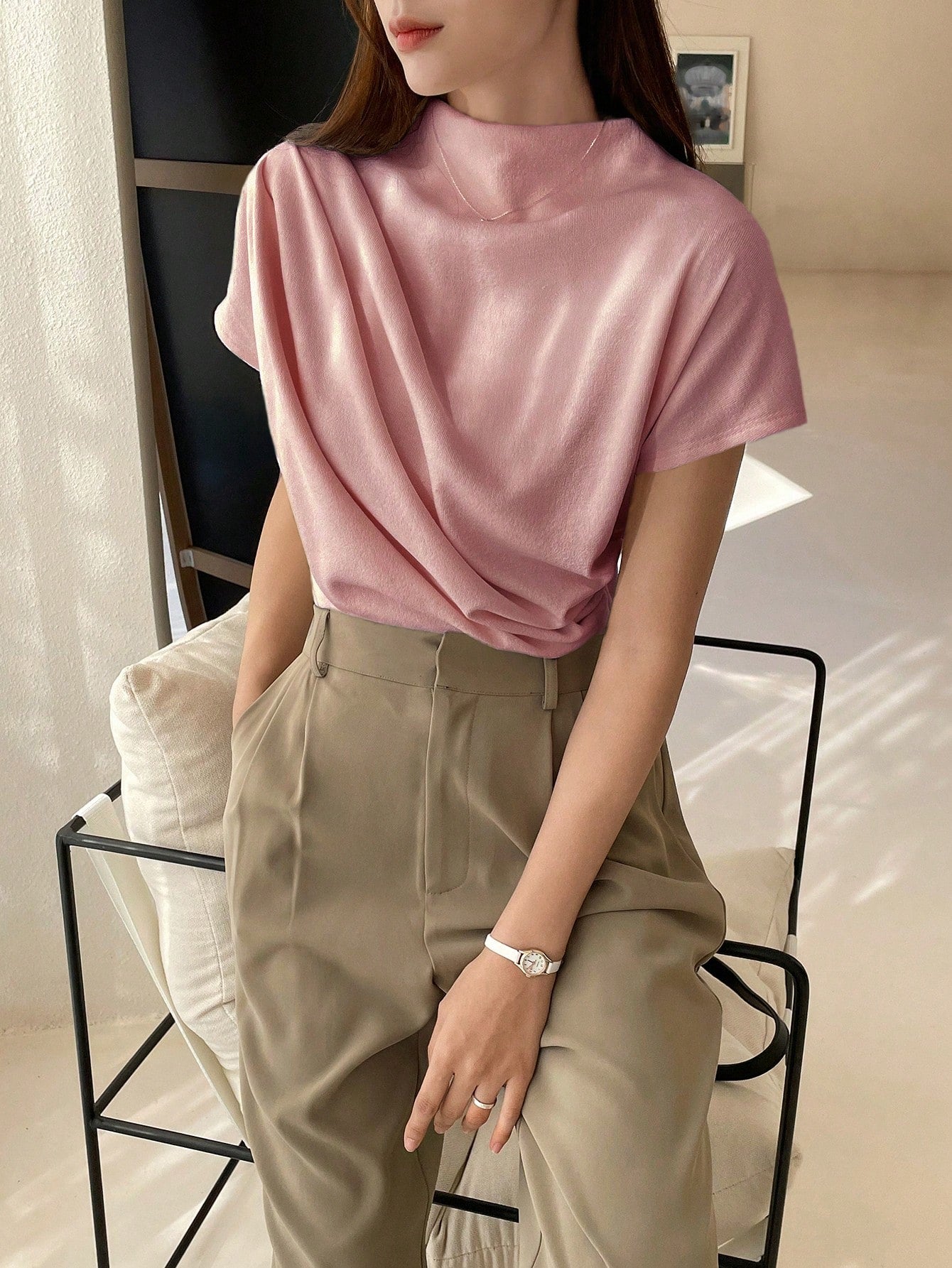 Solid Batwing Sleeve Ruched Detail Tee