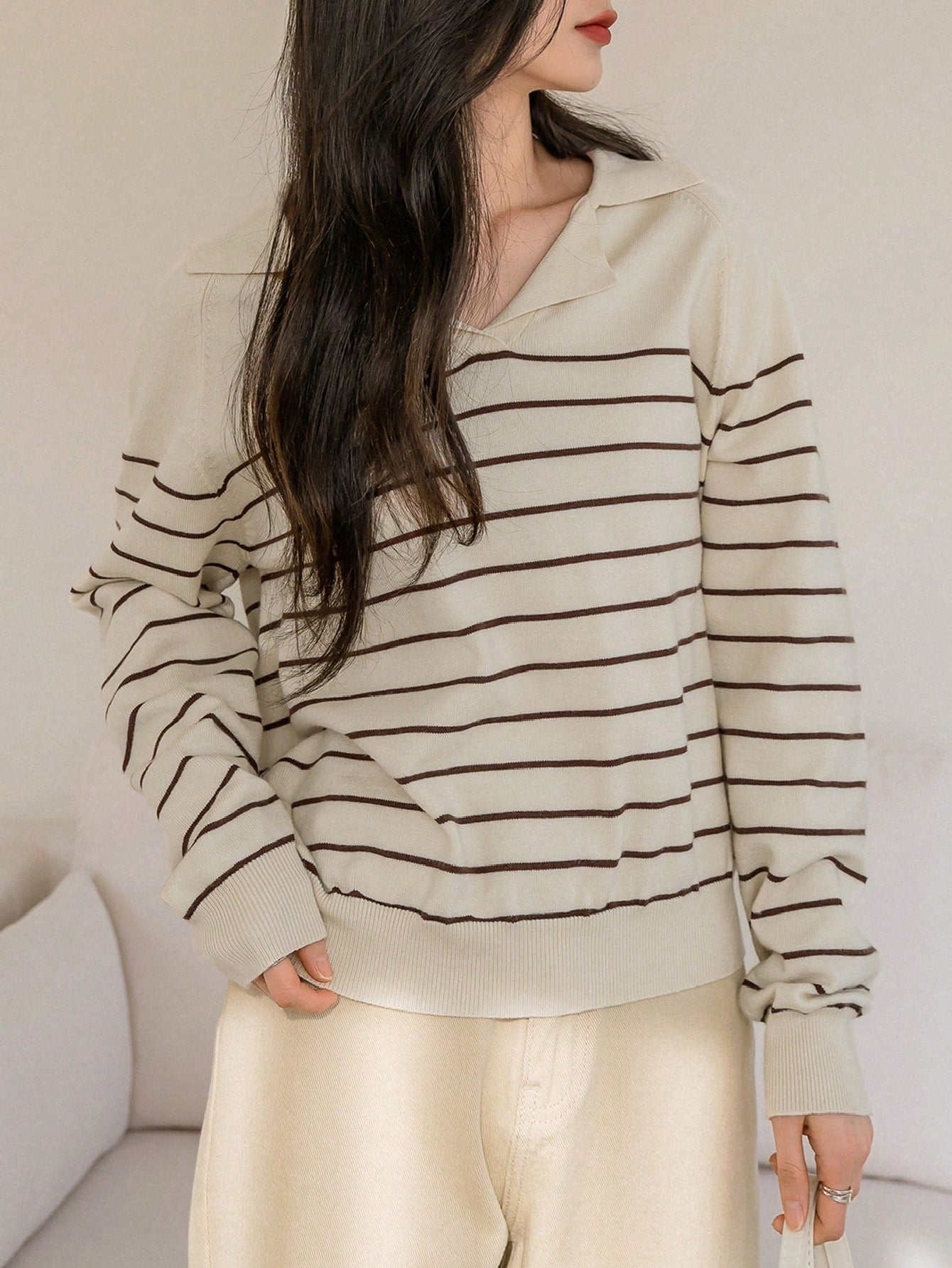 Stripe Pattern Raglan Sleeve Sweater