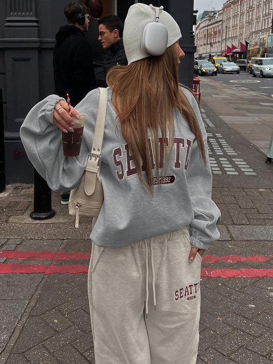 Women's Oversized Sweatshirt With Letter Embroidery