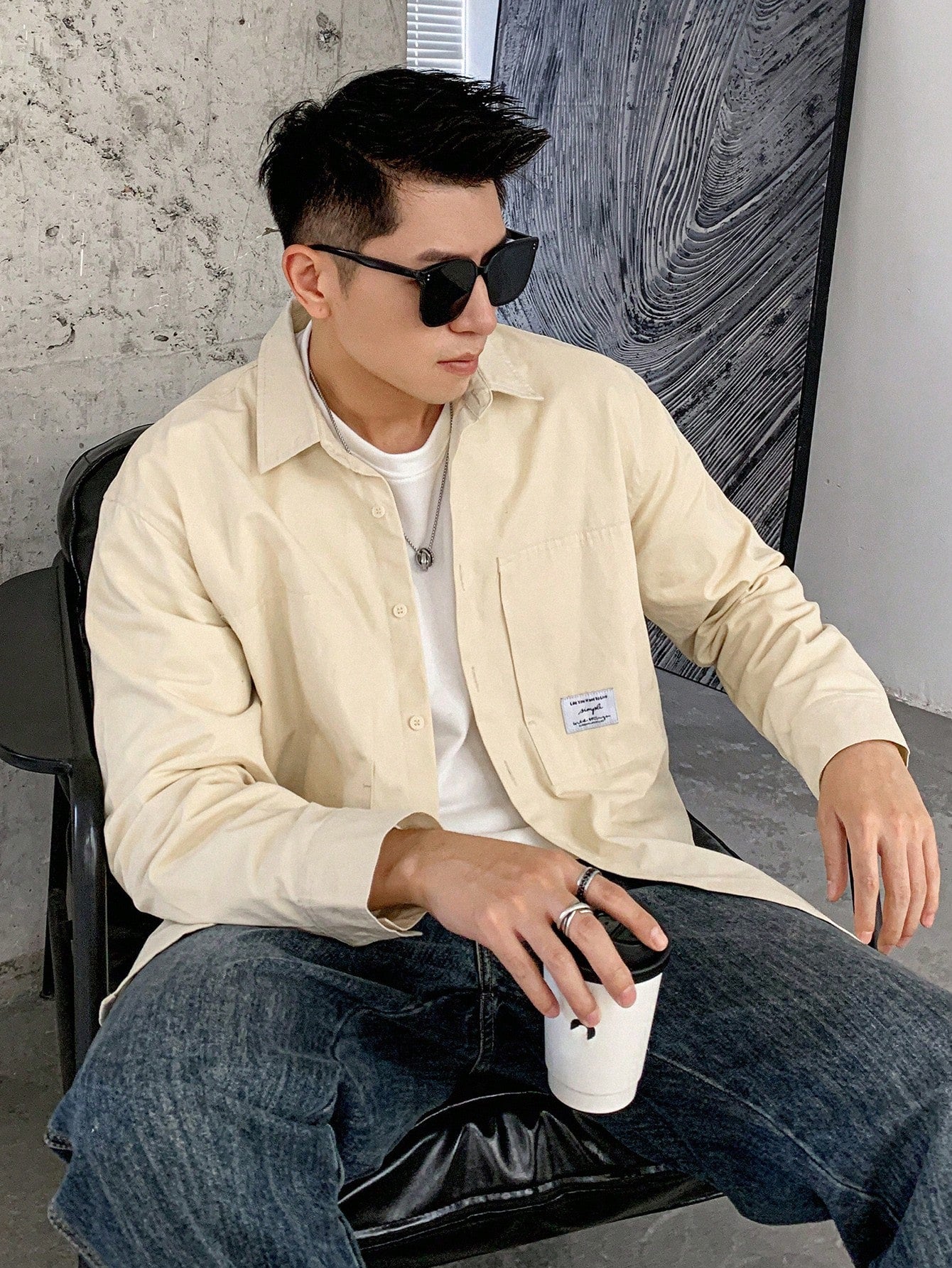 Kpop Men Letter Patched Detail Dual Pocket Shirt