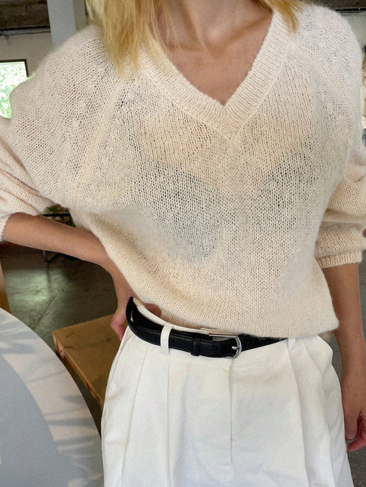 Women's V-neck Drop Shoulder Sleeve Sweater