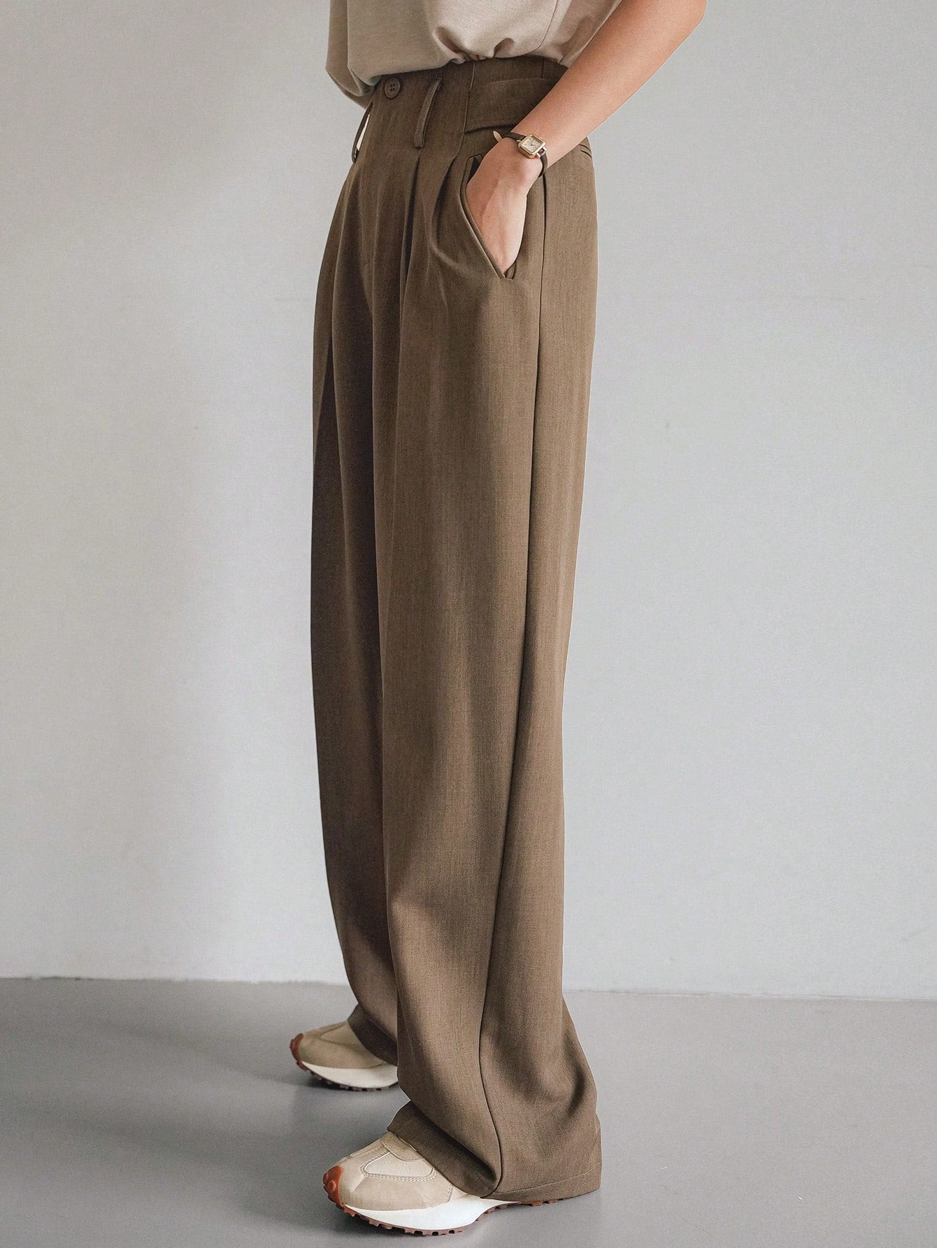 Women's Fold Pleated Pants