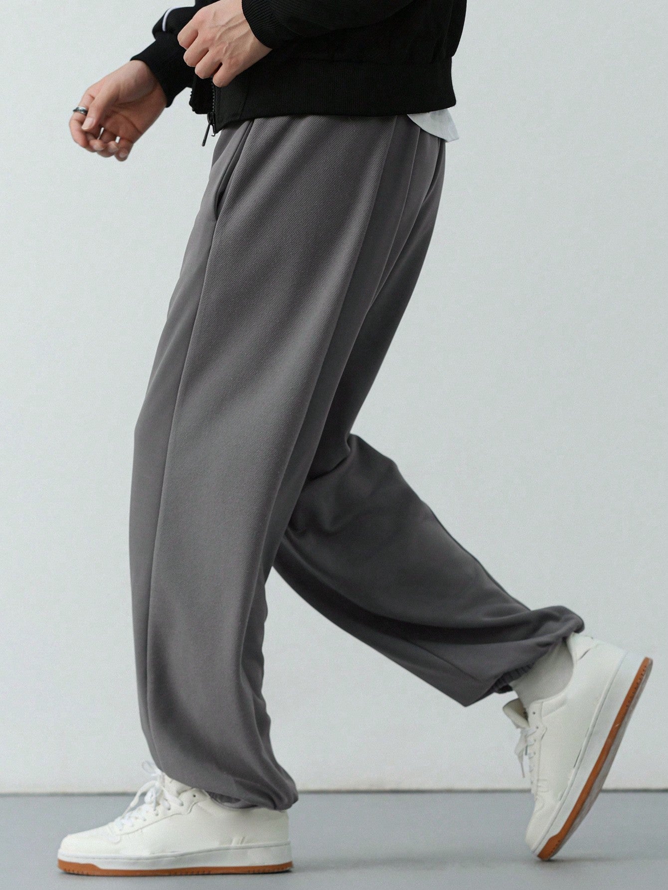 Men's Solid Color Drawstring Waist Pants