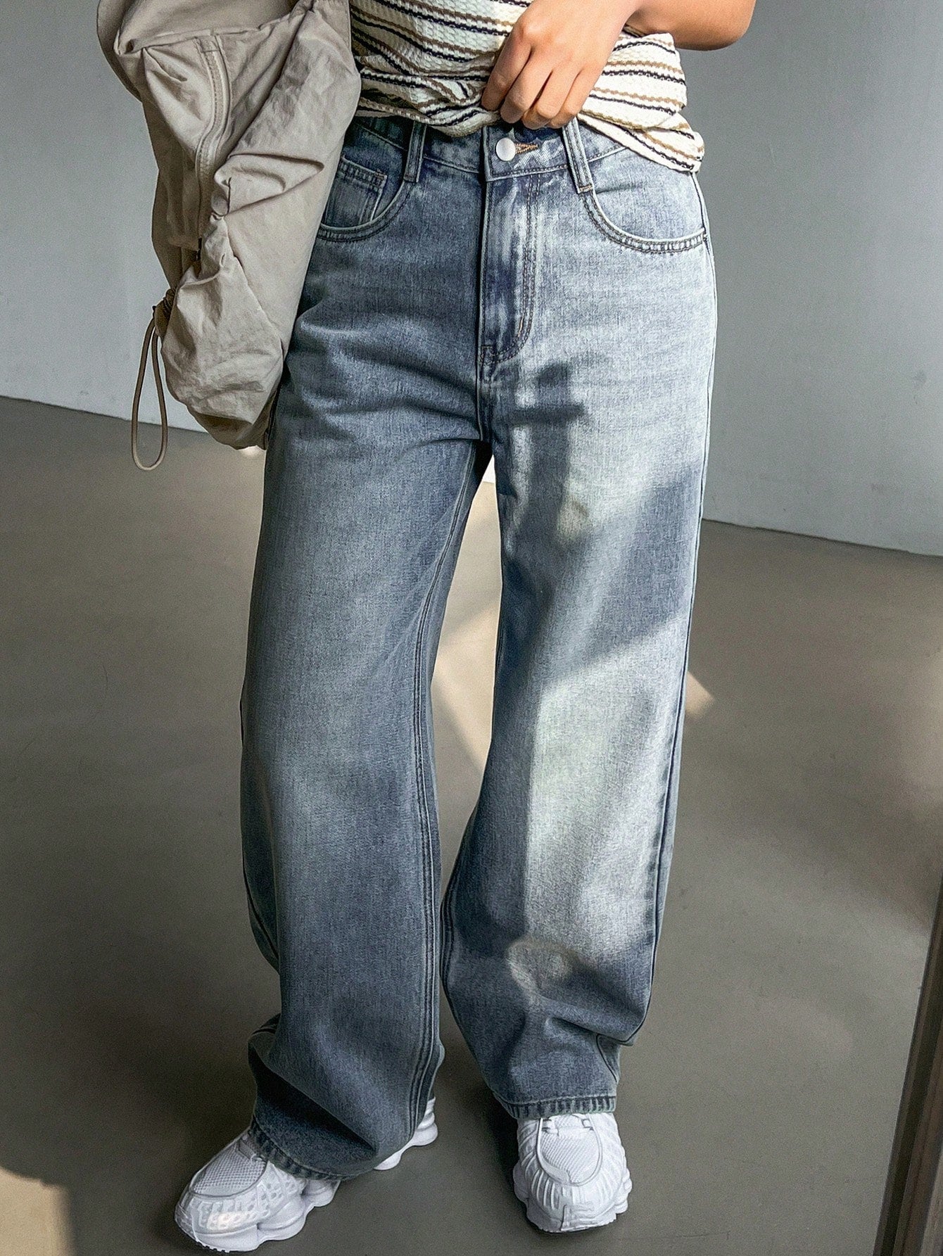 Holey Straight Leg Long Denim Jeans For Women