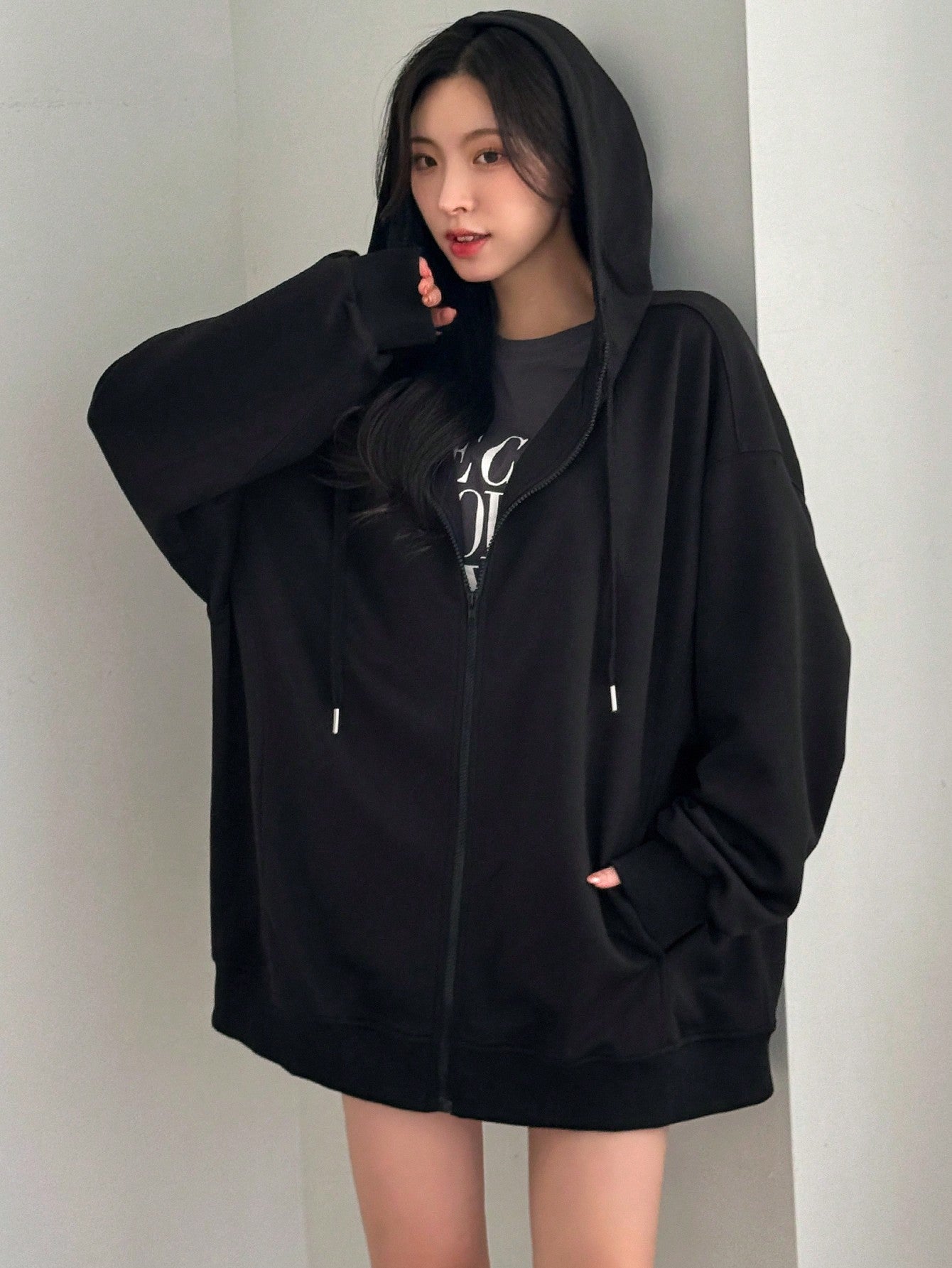 Women's Loose Fit Hooded Sweatshirt With Drawstring And Letter Print