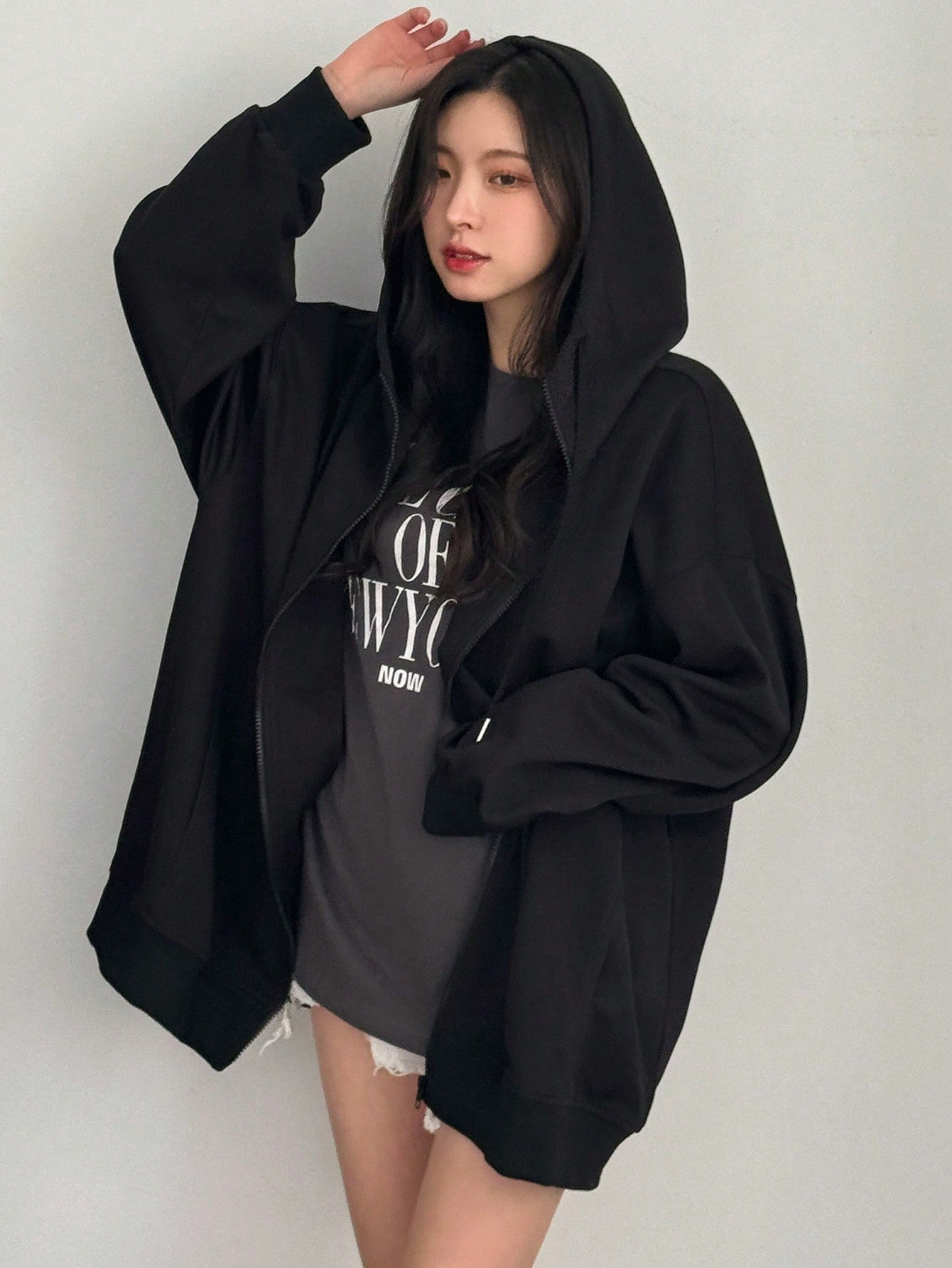 Women's Loose Fit Hooded Sweatshirt With Drawstring And Letter Print