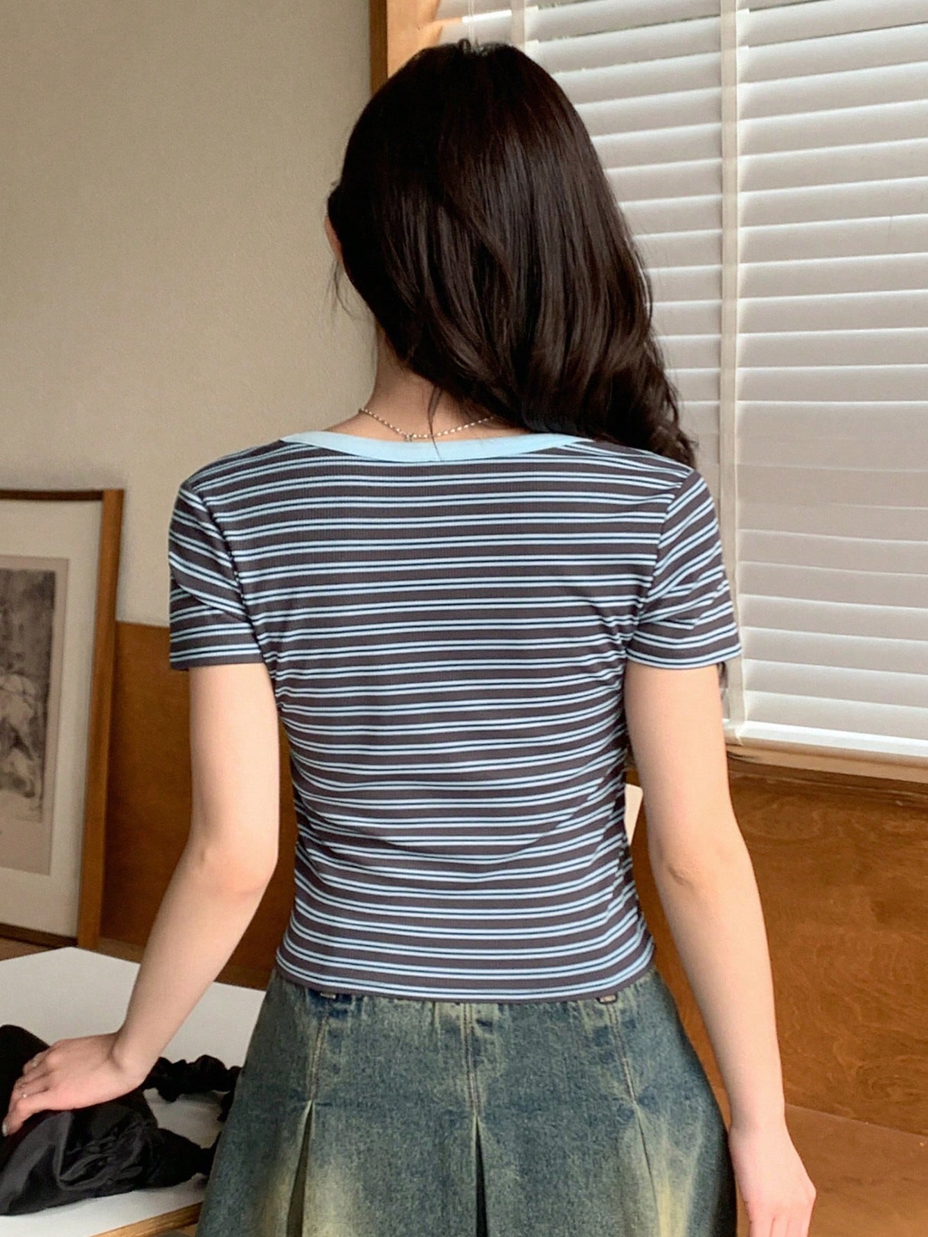 Women's Contrast Color Striped Tee With Border Trim