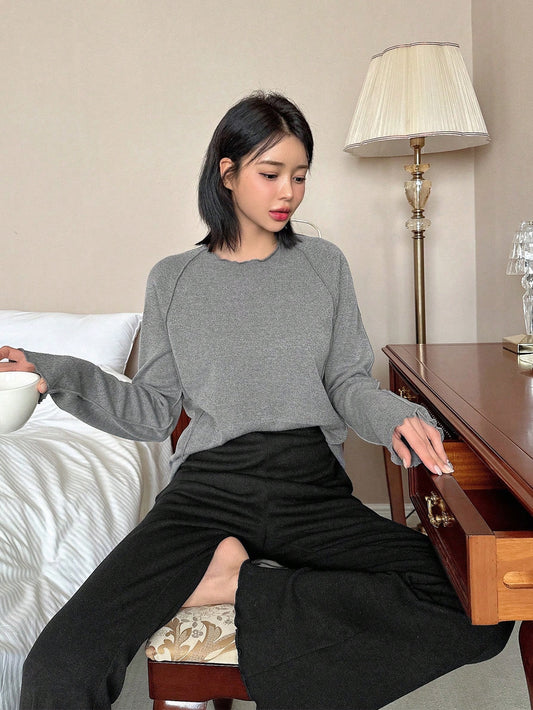 Women's Simple Comfortable Flare Pants Homewear Set With Overlock Edge