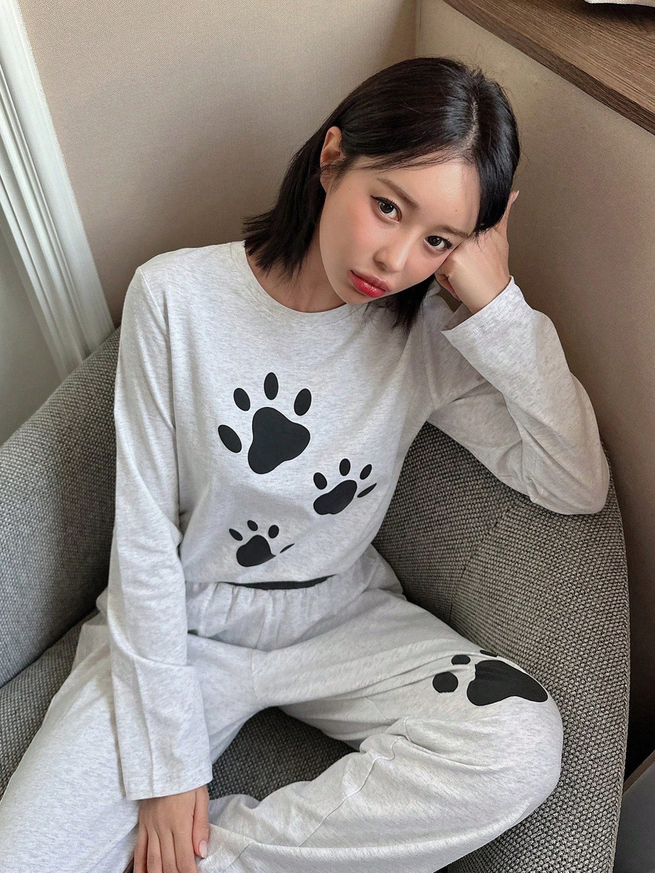 Women's Cute Animal Paw Print Round Neck Long Sleeve Pants Homewear Set