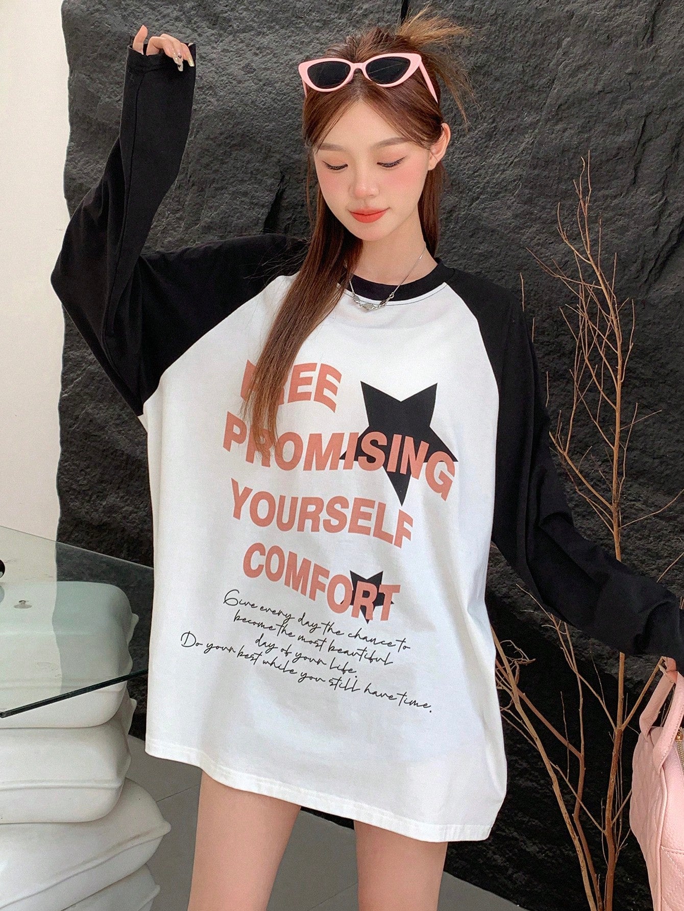 Women's Loose Fit Long Sleeve T-Shirt With Contrast Color And Star Pattern