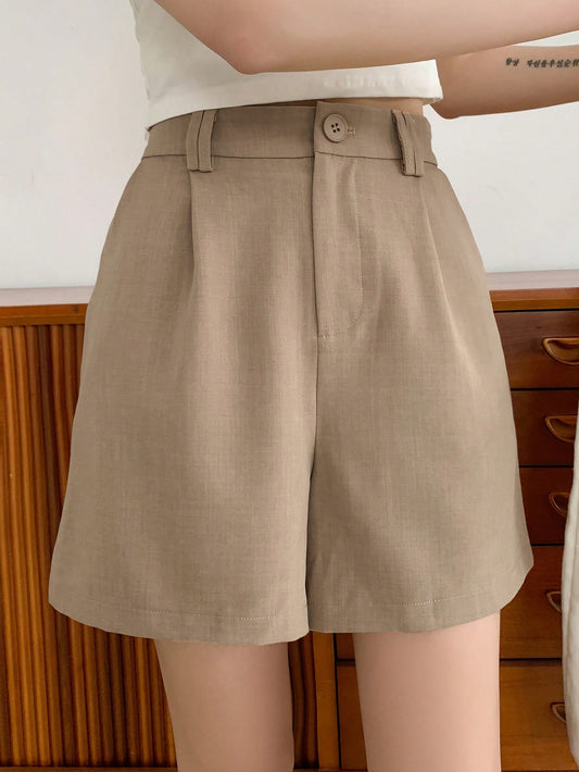 Ladies' Solid Color Pleated Shorts